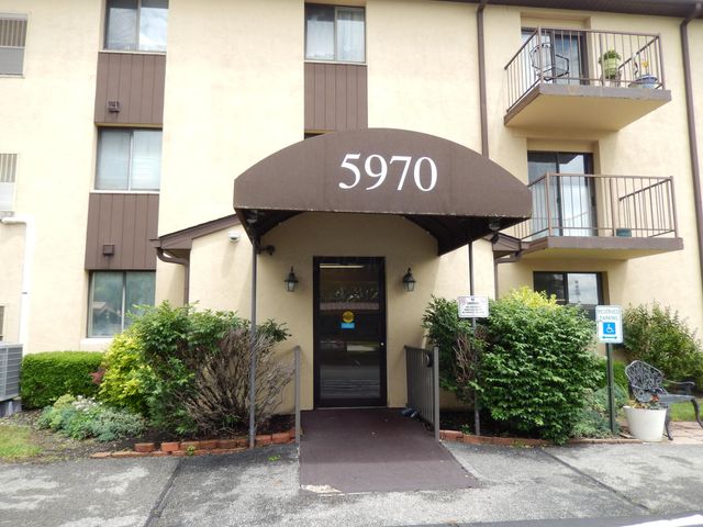5970 Sharon Woods Boulevard, 203, Columbus, OH 43229