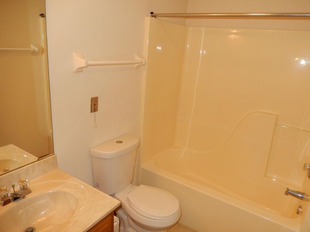 5970 Sharon Woods Boulevard, 203, Columbus, OH 43229