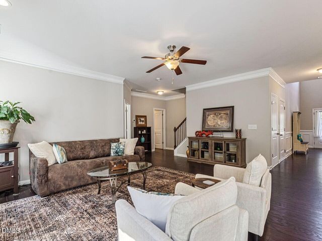64 Creststone Court, Clayton, NC 27527