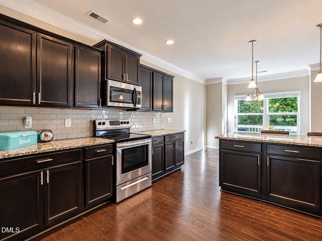 64 Creststone Court, Clayton, NC 27527