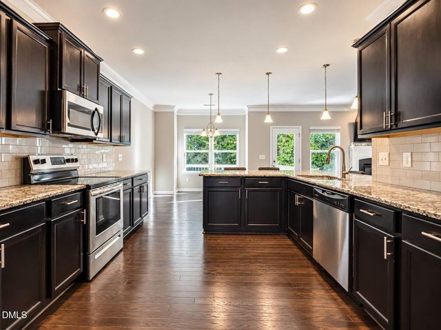 64 Creststone Court, Clayton, NC 27527
