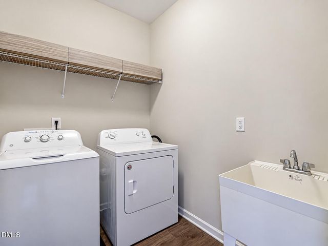 64 Creststone Court, Clayton, NC 27527