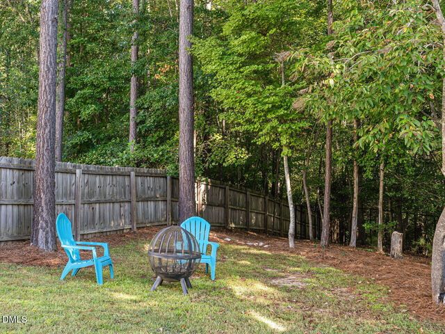 64 Creststone Court, Clayton, NC 27527
