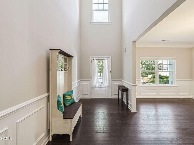 64 Creststone Court, Clayton, NC 27527