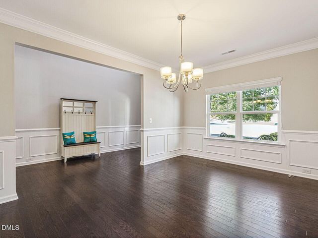 64 Creststone Court, Clayton, NC 27527