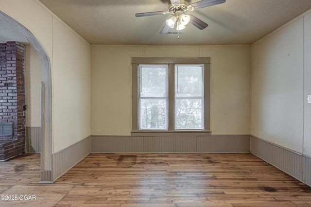 723 S Indiana Avenue, Joplin, MO 64801