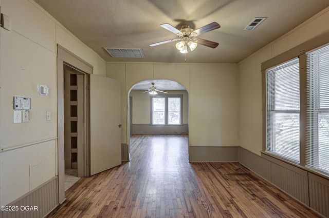 723 S Indiana Avenue, Joplin, MO 64801