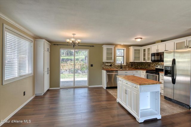 1911 E Sundance DR, Post Falls, ID 83854