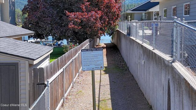 1911 E Sundance DR, Post Falls, ID 83854