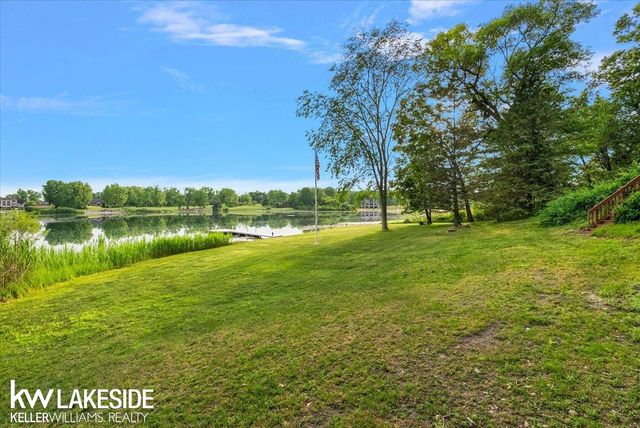 1455 Oak Ridge Road, Oxford, MI 48371