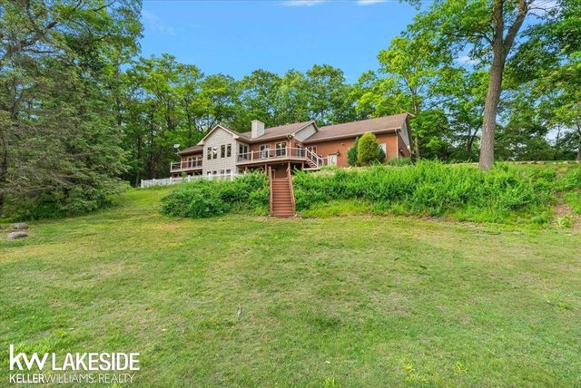 1455 Oak Ridge Road, Oxford, MI 48371