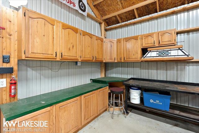 1455 Oak Ridge Road, Oxford, MI 48371