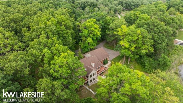 1455 Oak Ridge Road, Oxford, MI 48371
