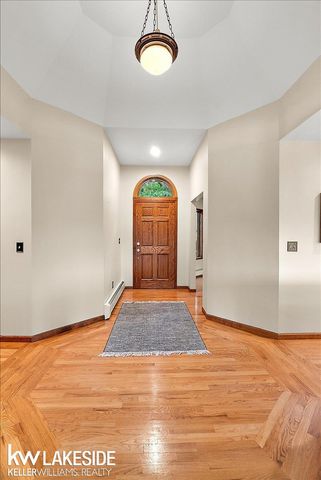 1455 Oak Ridge Road, Oxford, MI 48371
