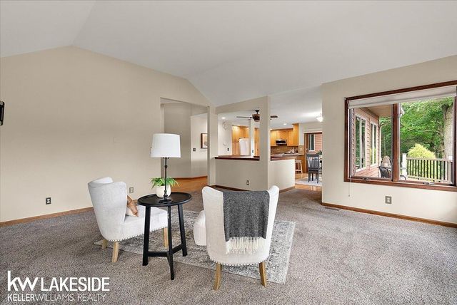 1455 Oak Ridge Road, Oxford, MI 48371