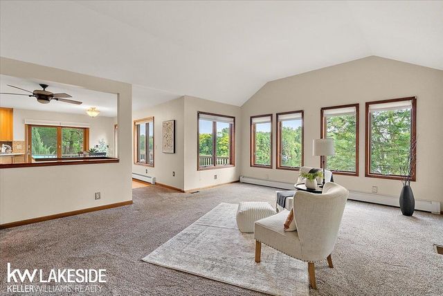 1455 Oak Ridge Road, Oxford, MI 48371