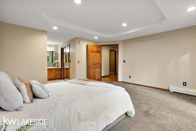 1455 Oak Ridge Road, Oxford, MI 48371