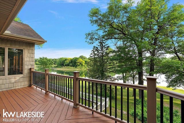 1455 Oak Ridge Road, Oxford, MI 48371