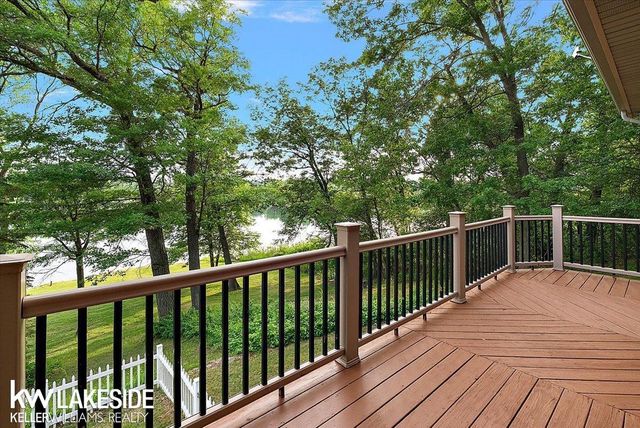 1455 Oak Ridge Road, Oxford, MI 48371