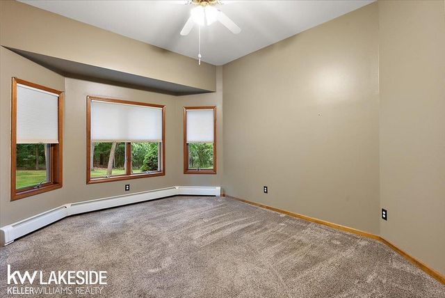 1455 Oak Ridge Road, Oxford, MI 48371