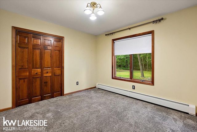 1455 Oak Ridge Road, Oxford, MI 48371
