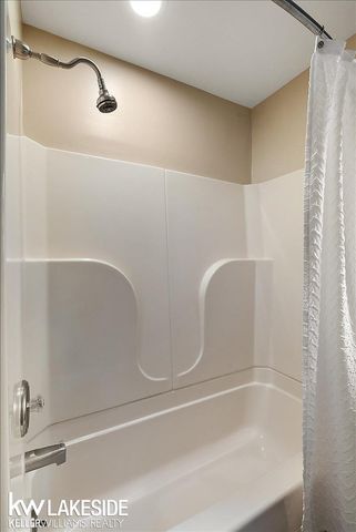 1455 Oak Ridge Road, Oxford, MI 48371