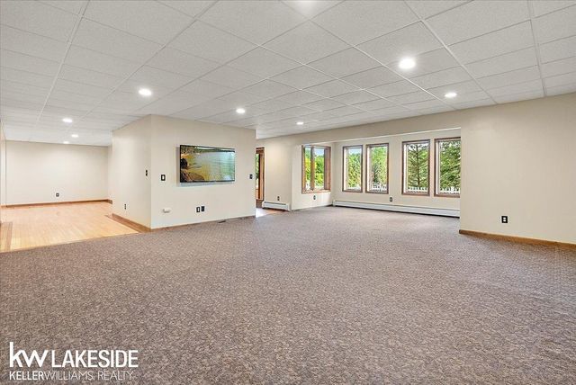 1455 Oak Ridge Road, Oxford, MI 48371