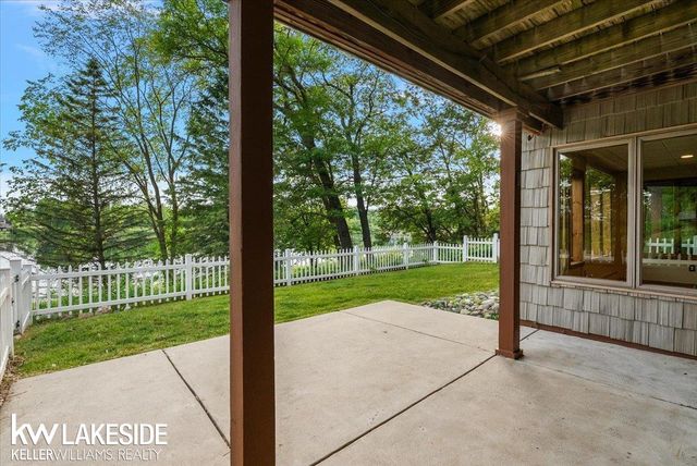 1455 Oak Ridge Road, Oxford, MI 48371
