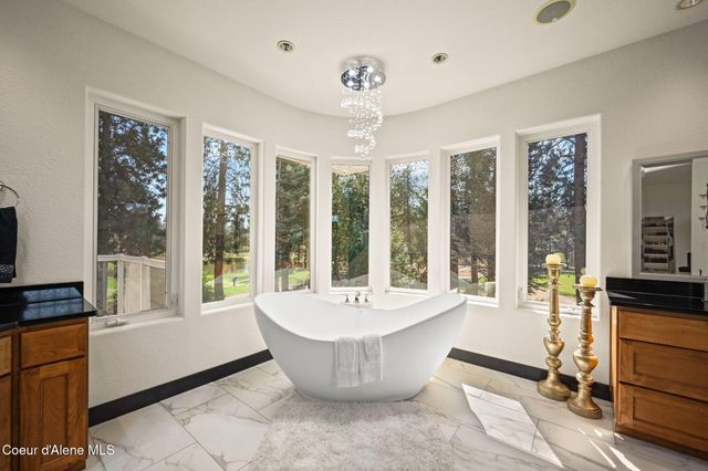 690 N MCDONALD CT, Post Falls, ID 83854