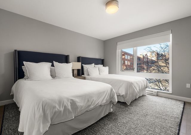 975 Memorial Drive 211, Cambridge, MA 02138