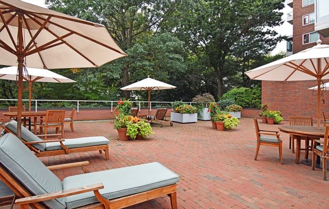 975 Memorial Drive 211, Cambridge, MA 02138