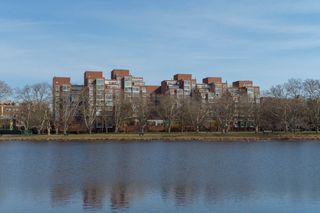 975 Memorial Drive 211, Cambridge, MA 02138