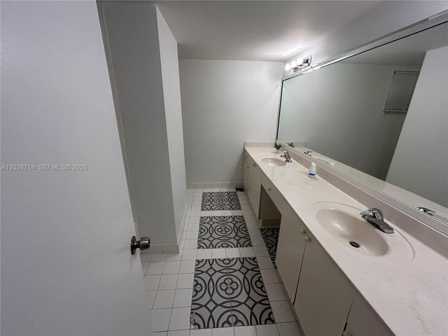 4205 N University Drive 112, Sunrise, FL 33351