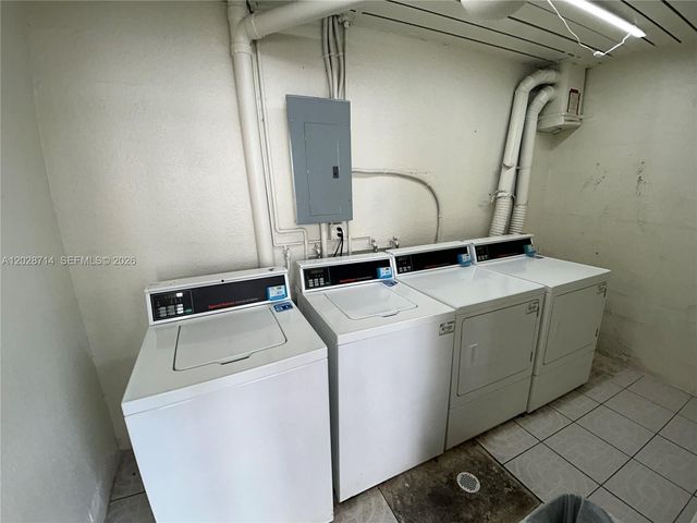 4205 N University Drive 112, Sunrise, FL 33351
