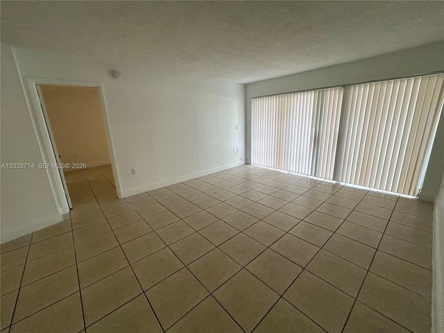 4205 N University Drive 112, Sunrise, FL 33351
