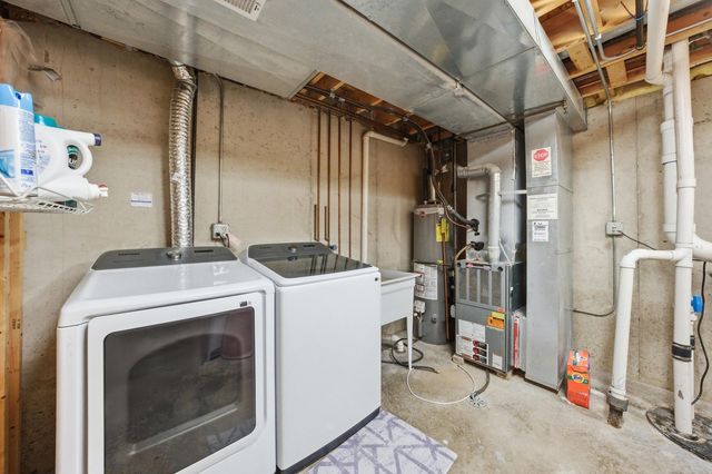 18510 BELLAGIO Circle 18510, Tinley Park, IL 60477