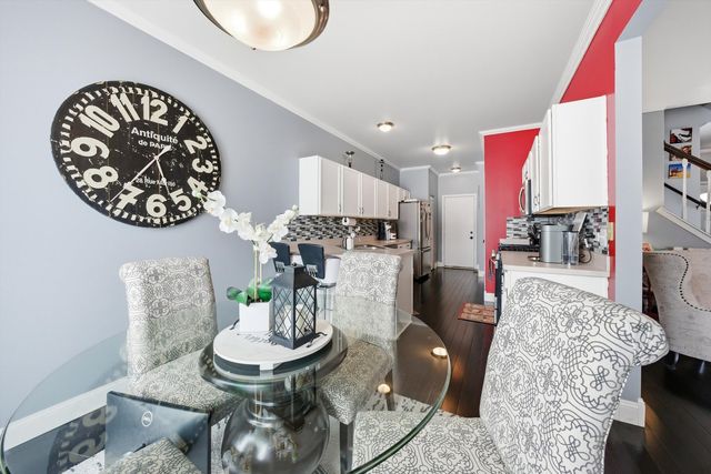 18510 BELLAGIO Circle 18510, Tinley Park, IL 60477