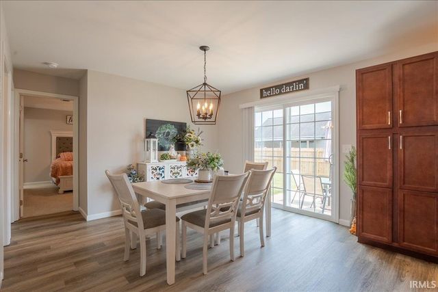 1852 Sandal Way, Newburgh, IN 47630