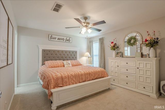 1852 Sandal Way, Newburgh, IN 47630