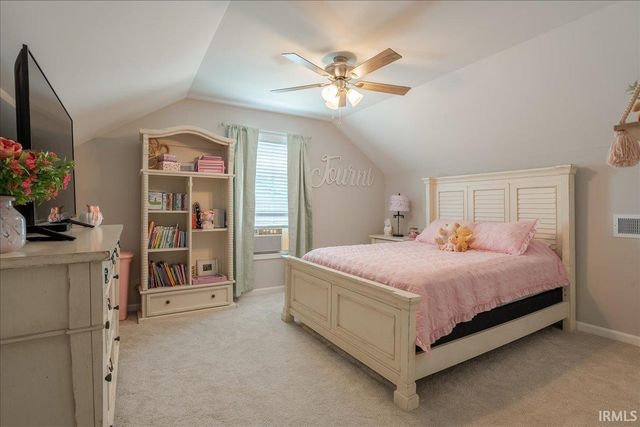 1852 Sandal Way, Newburgh, IN 47630