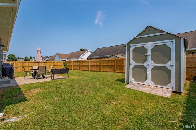 1852 Sandal Way, Newburgh, IN 47630