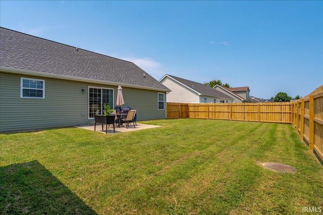1852 Sandal Way, Newburgh, IN 47630