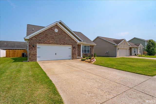 1852 Sandal Way, Newburgh, IN 47630