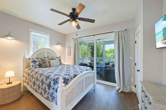 88 Tarpon Street, Destin, FL 32541