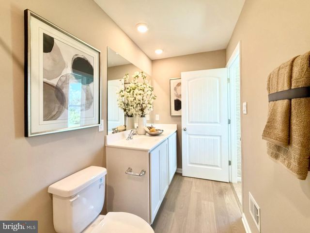1305 SUGARPLUM LN, Salisbury, MD 21801