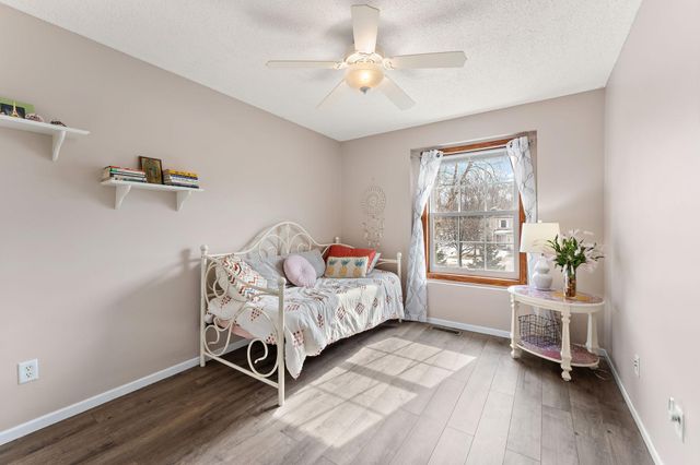 7040 71st Street S, Cottage Grove, MN 55016