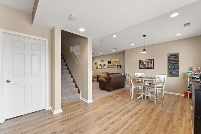 7040 71st Street S, Cottage Grove, MN 55016