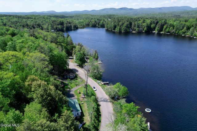 204 Mountain Lake South Shore Road, Gloversville, NY 12078