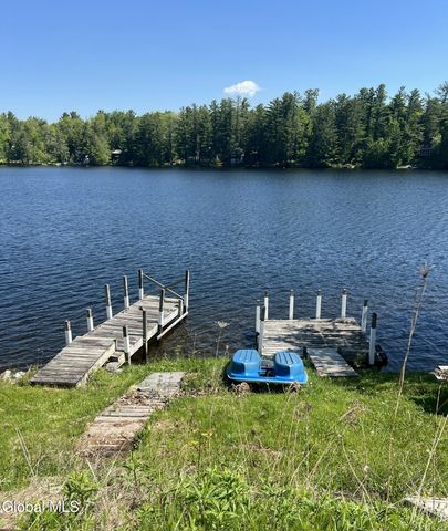 204 Mountain Lake South Shore Road, Gloversville, NY 12078