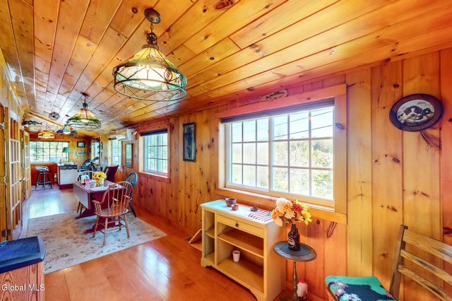 204 Mountain Lake South Shore Road, Gloversville, NY 12078